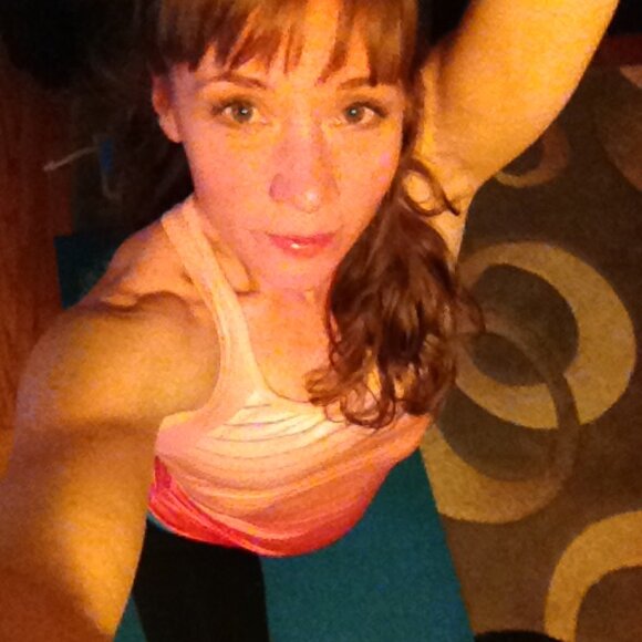 Meet your Posher! - Picture 7 of 11